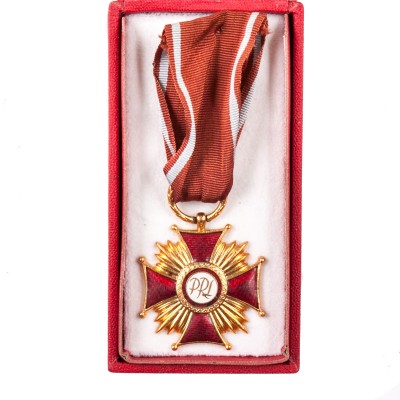 Złoty Krzyż Zasługi PRL. Lata 70. XX w.